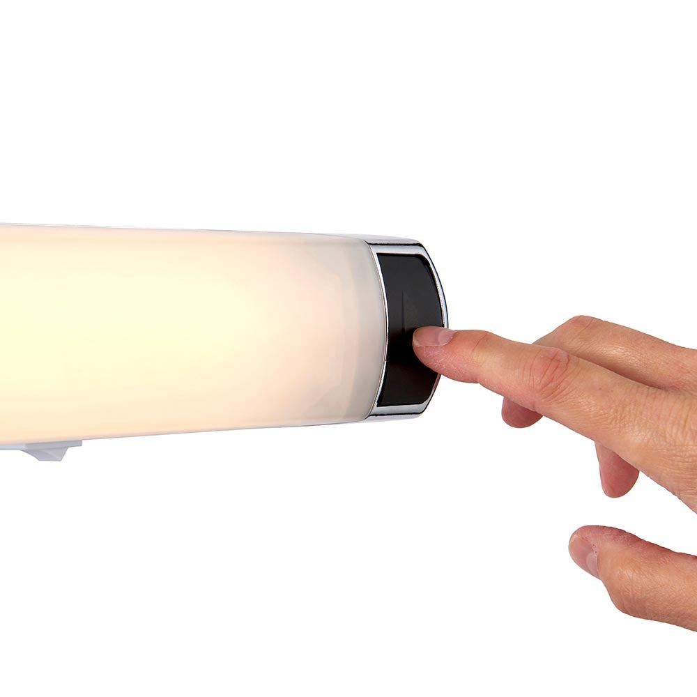 Saxby Shaver Light Jude CCT 8W IP44 113573
