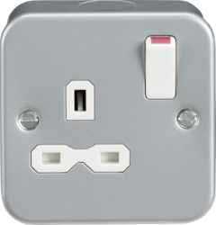 Metal Clad 13A 1G DP Switched Socket MLA