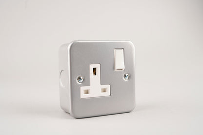 13A Metal Clad Single Wall Socket with Switch - Single Pack