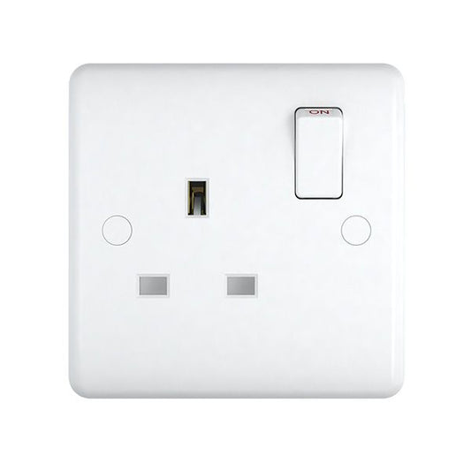 Single 1 Gang 13a Socket ST06W Soft Edge UEP